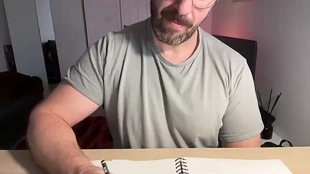 Mr Beef online show from February 7, 2025, 4:03 pm