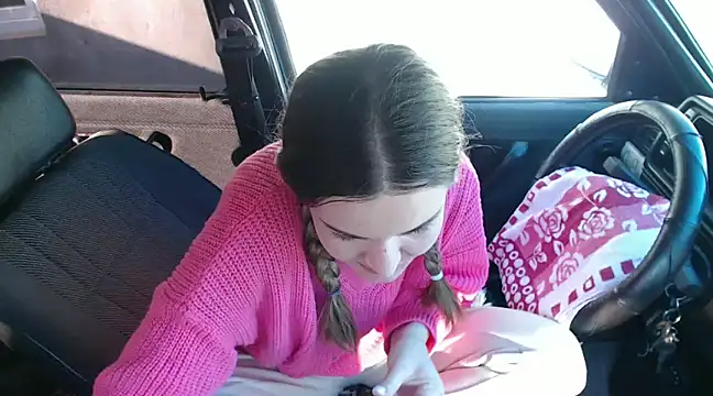  JustmeHere  online show from February 9, 2025, 12:41 pm