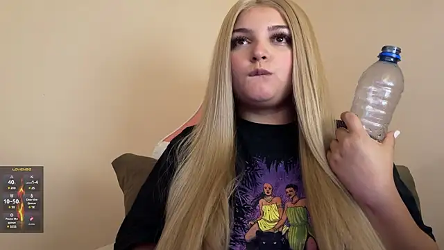 SweetPaige  online show from January 16, 2025, 7:41 pm