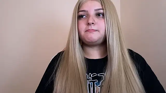 SweetPaige  online show from February 2, 2025, 3:17 pm