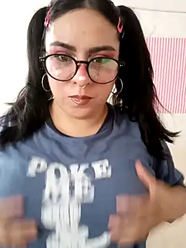 Celestte22 online show from May 23, 2026, 7:18 pm