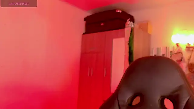 naomy  xx online show from March 14, 2026, 8:36 pm