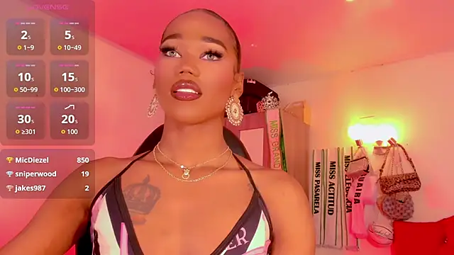 naomy  xx online show from March 16, 2026, 11:42 pm