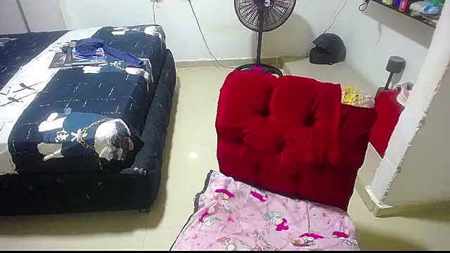 Snapshot of harry_lia_ chatting on September 25, 2025, 6:44 pm harry lia online show from September 25, 2025, 6:44 pm