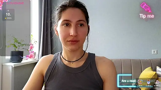 marrycolins online show from February 9, 2025, 4:46 am