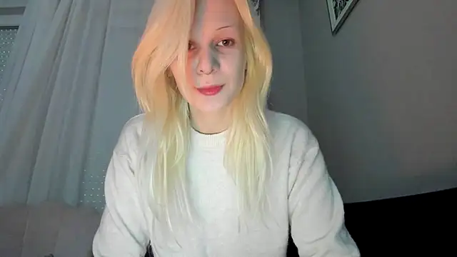 sashakiss99 online show from December 22, 2025, 12:13 pm