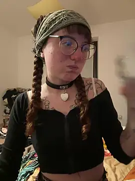  foxygirl  online show from February 7, 2025, 6:34 pm