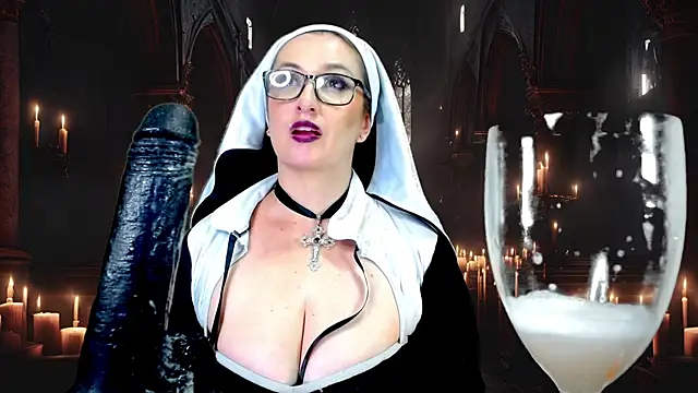 helenas fantasy online show from December 15, 2024, 5:23 am