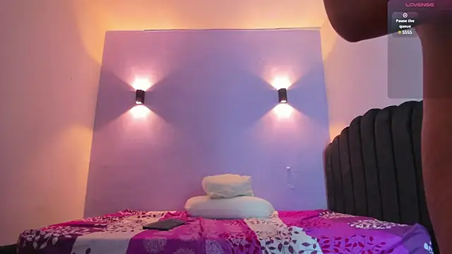 Snapshot of Sofia_Clauss_ chatting on January 8, 2025, 4:23 am Sofia Clauss online show from January 8, 2025, 4:23 am