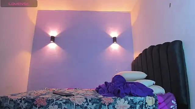 Snapshot of Sofia_Clauss_ chatting on January 9, 2025, 4:41 am Sofia Clauss online show from January 9, 2025, 4:41 am