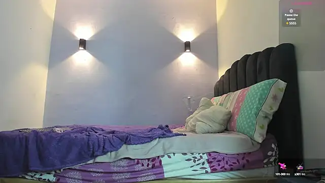 Snapshot of Sofia_Clauss_ chatting on January 16, 2025, 5:11 am Sofia Clauss online show from January 16, 2025, 5:11 am