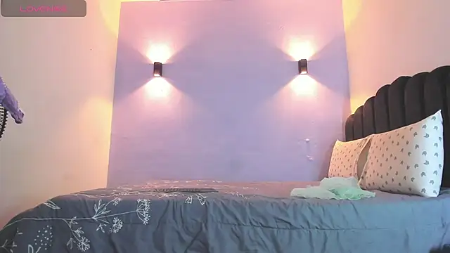 Snapshot of Sofia_Clauss_ chatting on March 19, 2025, 4:14 am Sofia Clauss online show from March 19, 2025, 4:14 am