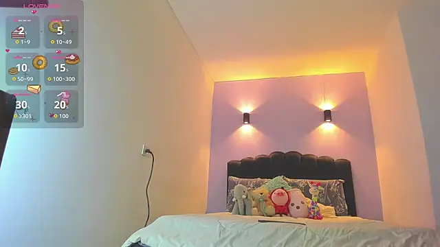 Snapshot of Sofia_Clauss_ chatting on October 28, 2025, 4:05 am Sofia Clauss online show from October 28, 2025, 4:05 am