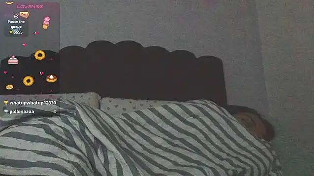 Snapshot of Sofia_Clauss_ chatting on November 4, 2025, 9:52 am Sofia Clauss online show from November 4, 2025, 9:52 am