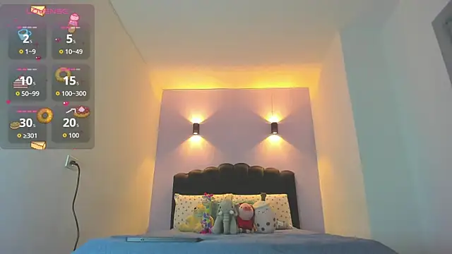 Snapshot of Sofia_Clauss_ chatting on November 11, 2025, 2:22 am Sofia Clauss online show from November 11, 2025, 2:22 am