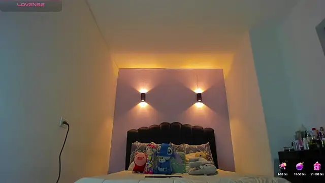 Snapshot of Sofia_Clauss_ chatting on February 6, 2026, 3:00 am Sofia Clauss online show from February 6, 2026, 3:00 am