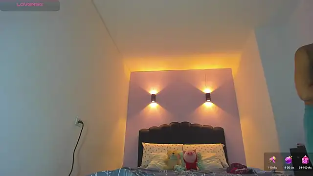 Snapshot of Sofia_Clauss_ chatting on February 26, 2026, 4:11 am Sofia Clauss online show from February 26, 2026, 4:11 am