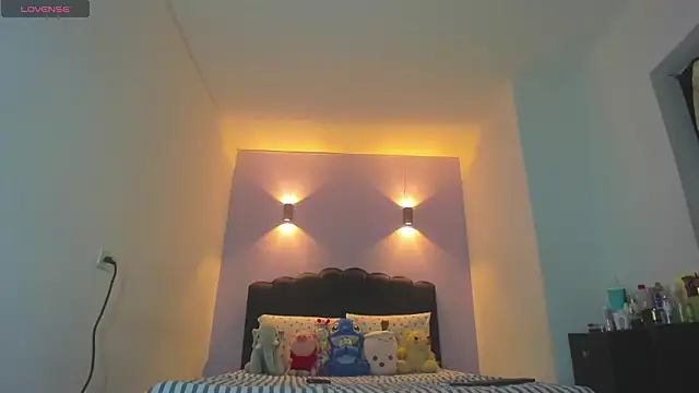 Sofia Clauss  online show from March 11, 2026, 4:40 am