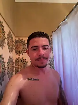 Snapshot of anonimotarado12 chatting on July 22, 2026, 7:27 pm anonimotarado12 online show from July 22, 2026, 7:27 pm