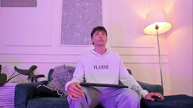 AlessandroDybala online show from October 9, 2025, 12:03 pm