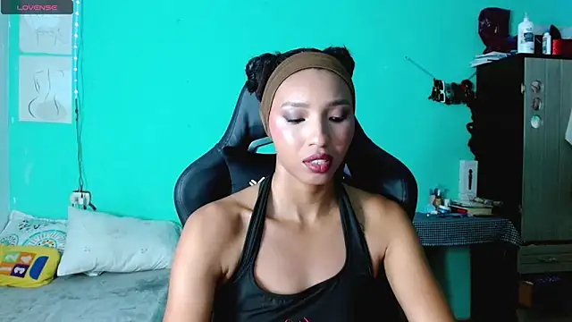 Snapshot of sensitive_brunette chatting on June 1, 2026, 1:07 am sensitive brunette online show from June 1, 2026, 1:07 am