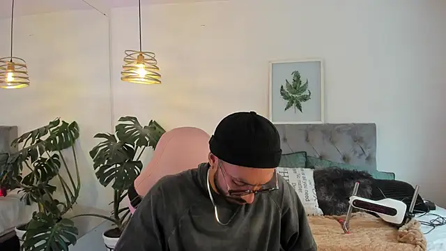 Tom cooper  online show from November 26, 2025, 12:50 pm