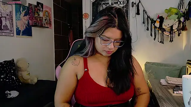 mollyshake1 online show from February 8, 2026, 11:02 am