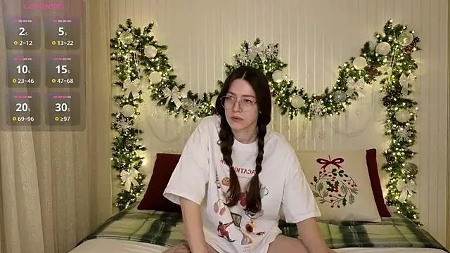 Ester Hill online show from December 17, 2024, 10:22 pm