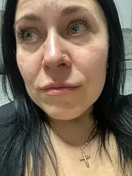 CuteNata online show from January 5, 2025, 8:31 pm