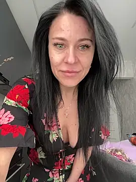 CuteNata online show from March 19, 2026, 1:15 pm