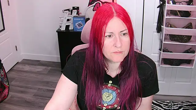 Snapshot of gennyrock chatting on May 20, 2026, 5:30 pm gennyrock online show from May 20, 2026, 5:30 pm