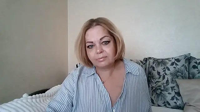 Snapshot of SofiyaPetrova chatting on July 25, 2026, 12:14 pm SofiyaPetrova online show from July 25, 2026, 12:14 pm