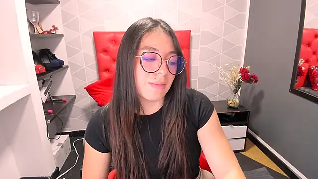 Snapshot of MiaWils_ chatting on January 11, 2025, 7:38 pm MiaWils online show from January 11, 2025, 7:38 pm