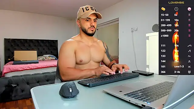 supermanboy94 online show from June 3, 2026, 6:16 am