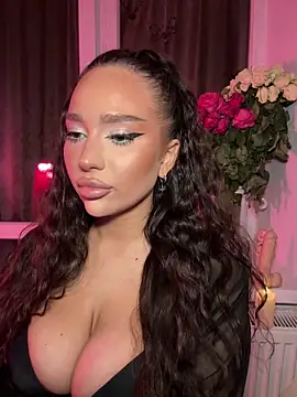 CardiSweetBaby online show from January 14, 2026, 6:24 pm