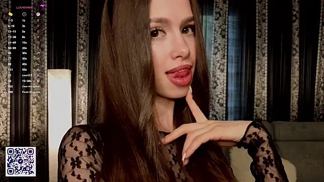AnabelHun online show from July 29, 2026, 6:44 am
