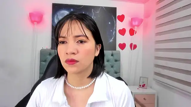 Snapshot of lina_bedoya_ chatting on March 11, 2025, 11:44 am lina bedoya online show from March 11, 2025, 11:44 am