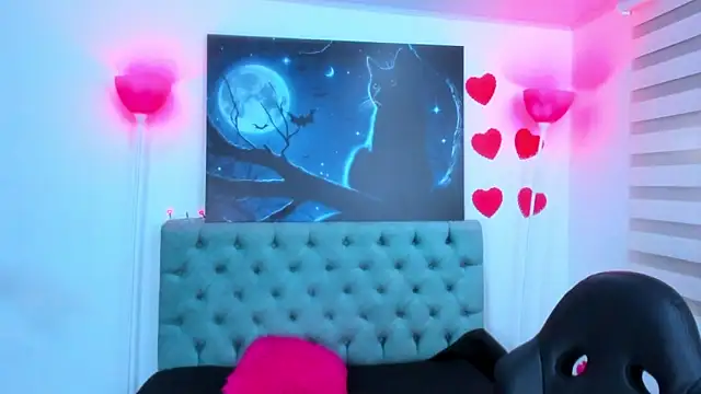 Snapshot of lina_bedoya_ chatting on March 14, 2025, 12:29 pm lina bedoya online show from March 14, 2025, 12:29 pm