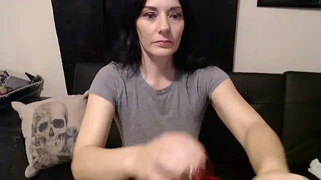 CrystalLakeXO online show from July 7, 2026, 9:57 am