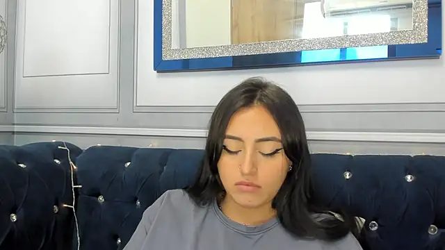 Snapshot of Lesly_sexy4u chatting on December 24, 2024, 3:16 pm Lesly sexy4u online show from December 24, 2024, 3:16 pm