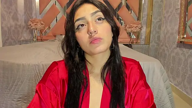 Snapshot of Lesly_sexy4u chatting on May 16, 2026, 6:43 am Lesly sexy4u online show from May 16, 2026, 6:43 am