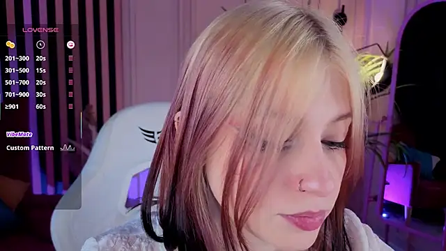 arielabradberry online show from September 12, 2025, 12:27 pm