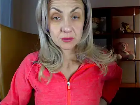 Snapshot of Tanya6547 chatting on February 28, 2025, 9:58 am Tanya6547 online show from February 28, 2025, 9:58 am