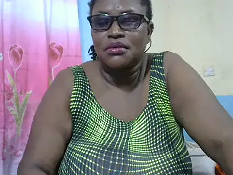 sexy bigboobss online show from March 4, 2025, 7:30 am