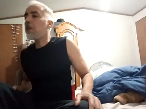 Xoc8  online show from March 6, 2026, 9:17 am