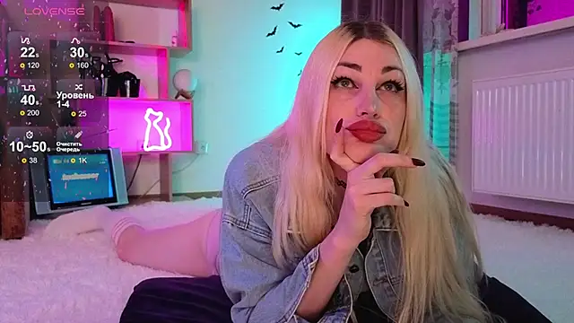 Snapshot of Inchcaser_ chatting on October 12, 2025, 9:14 pm Inchcaser online show from October 12, 2025, 9:14 pm