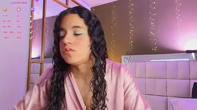 anahi maite online show from September 18, 2025, 7:49 pm