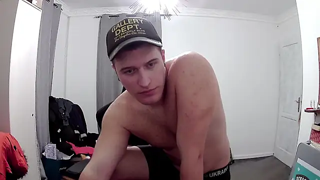 PKrisztian online show from April 5, 2026, 10:51 pm