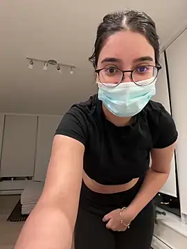 Snapshot of jAsMinE678 chatting on January 22, 2025, 2:04 am jAsMinE678 online show from January 22, 2025, 2:04 am