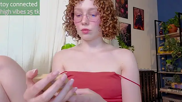 Snapshot of _lightmyfire chatting on February 13, 2025, 11:06 am lightmyfire online show from February 13, 2025, 11:06 am